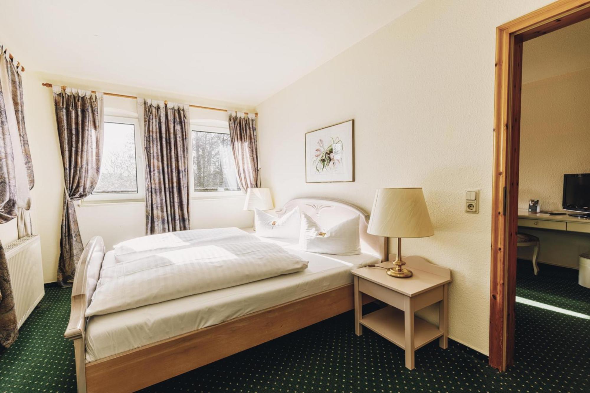 Seehotel Heidehof Klein Nemerow Dış mekan fotoğraf