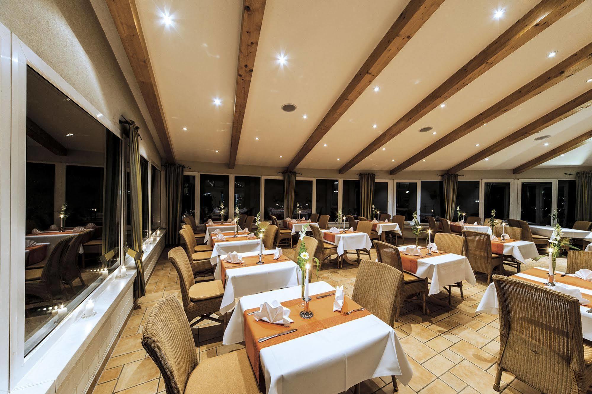 Seehotel Heidehof Klein Nemerow Dış mekan fotoğraf